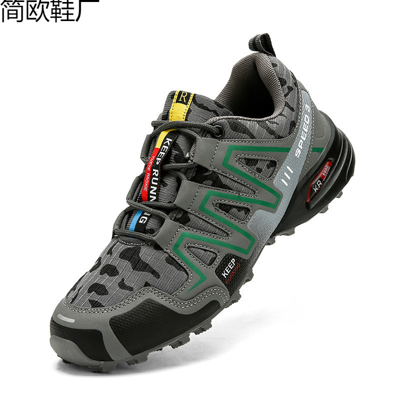 Cross-border generation manufacturers cross-border new Amazon outdoor hiking low-side spring and autumn breathable plus size Solomen men