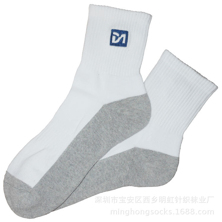 Thickened terry sports cotton socks outdoor running mountaineering sports cotton socks four seasons suitable sports cotton socks custom factory