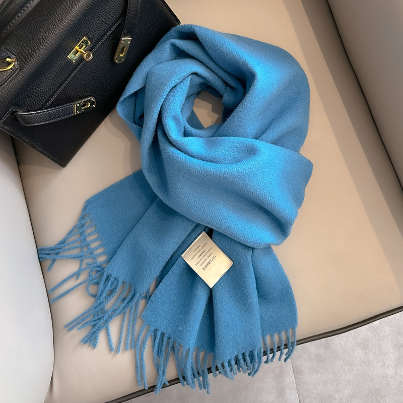 Picture of 2025 New Wool Scarf Women's Winter Thickened Warm Men's Shawl Couple Style Tassel Fashion Cashmere Scarf