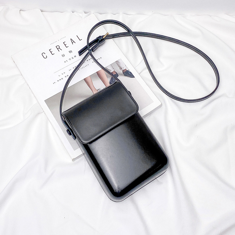 Picture of Vertical Korean and Japanese Style Coin Purse That Can Hold a Phone, Retro Unisex Neck-Hanging Mini Crossbody Bag, Small Vintage-Style Bag