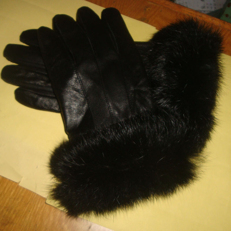 Picture of Women's Rabbit Fur Leather Gloves Manufacturer Export High-Quality Goatskin Gloves Cycling Gloves Mixed Batch