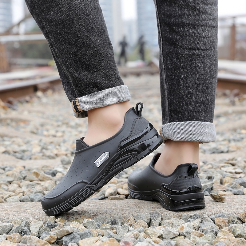 Cross-border Fashion Short Barrel Rain Boots Men's All-match Outer Wear Water Shoes Non-slip Kitchen Rubber Shoes Waterproof Wear-resistant Car Wash Shoes for Summer