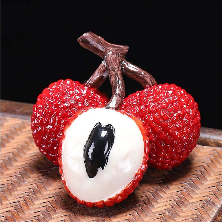 Picture of Crazy with the same money golden toad tea pet color can raise toad personality fruit litchi products tea table tea pet ornaments