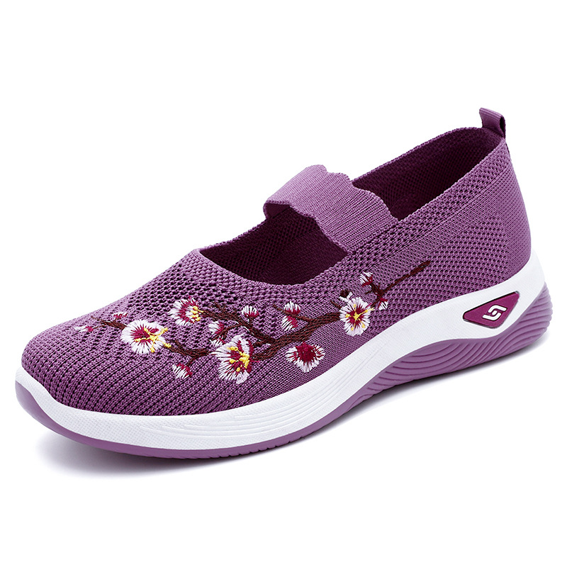 Picture of Old Beijing Cloth Shoes Women's 2025 New Summer Shallow Mouth Shoes Women's Casual Moms Shoes Slip-on Lazy Shoes