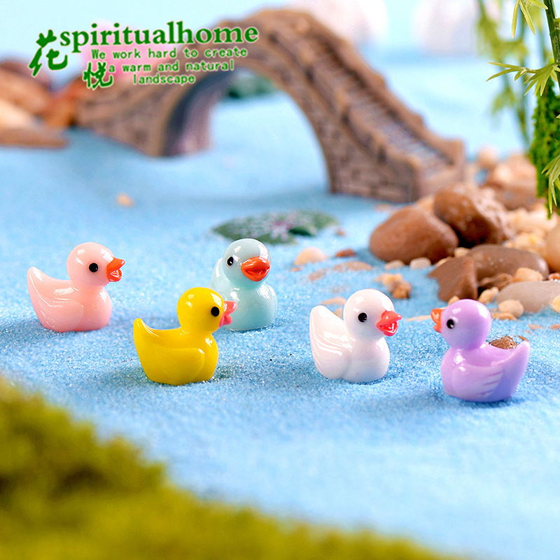 Picture of Little Yellow Duck doll pendant Moss micro landscape decoration creative ornaments mini little duck resin crafts