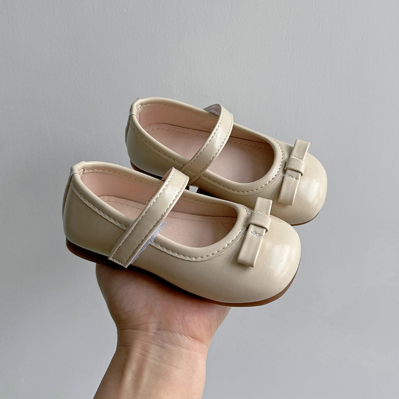 Picture of Tongku rabbit retro girls' leather shoes Spring and Autumn new children's single-layer shoes low-cut little girl's peas shoes soft-soled baby shoes
