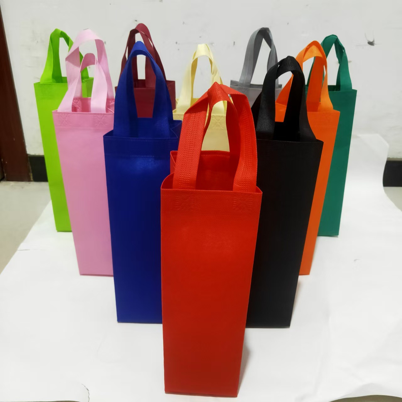 Single Product Red Wine Packaging Bag, Special Non-Woven Bag for Tobacco and Wine, Can Be Printed with Logo Bag, Wine Tote Bag
