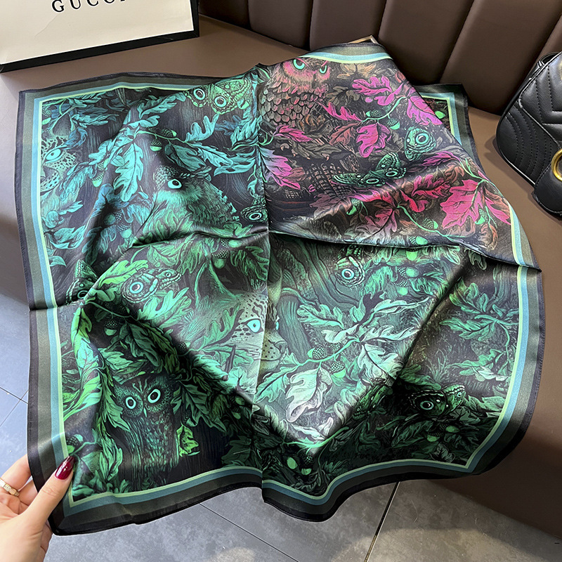 Picture of Spring and Autumn Thin Japanese and Korean Sweet Champagne Color Small Floral Silk Mulberry Silk 70cm Square Scarf Silk Scarf Hair Band Headwear Women