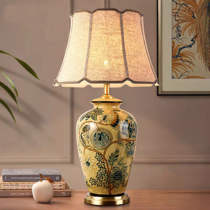 American retro flower and bird ceramic table lamp large living room side table bedroom bedside lamp hotel modern table lamp generation