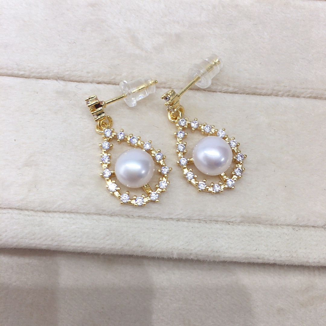Picture of Zhuji Natural Freshwater Pearl Earrings Women's High-end Sense Zircon Drop Pearl Earrings 18K Gold Color Preservation Ears
