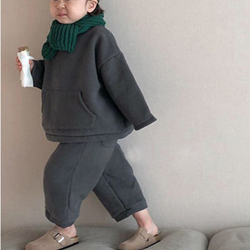 Picture of 23 Winter Wear Korean Style Children's Wear New Arrival suit Korean Style Simple Cute Big Pocket fleece-lined Casual Two-Piece Set for Boys and Girls