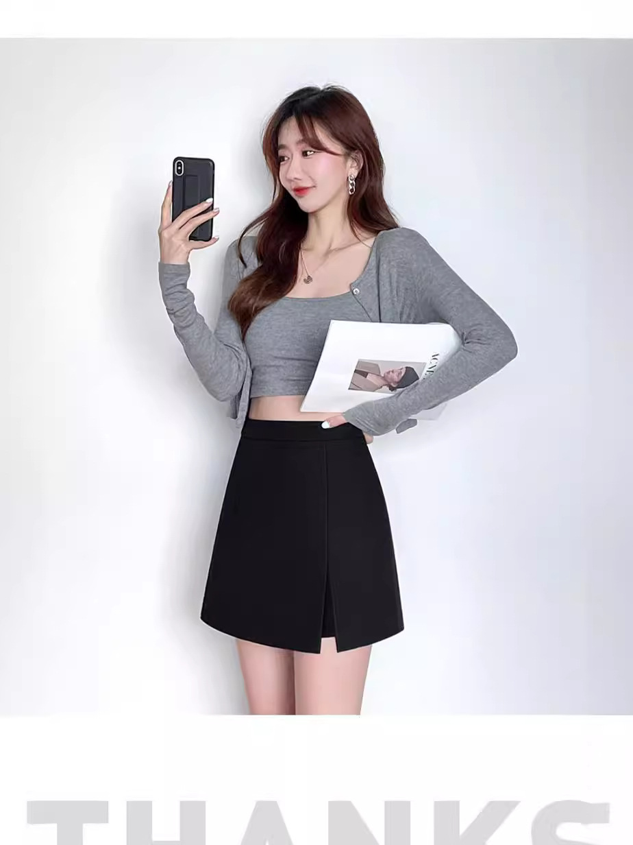 Anti-walking Half-length Skirt 2024 New Stylish Fashion High Waist Slimming Sheath Split Skirt A- shaped Short Skirt