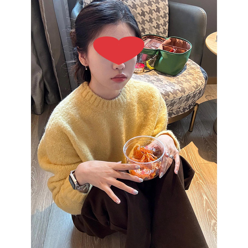 2024 New Yellow Sweater Women's Spring and Autumn Loose Lazy Style Soft Waxy Gentle Casual Easiest for Match Sweater Top Trendy