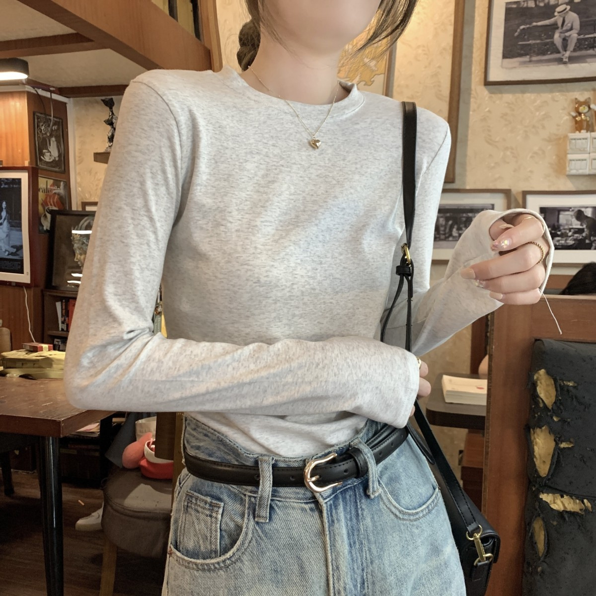 Round Neck with Pure Cotton Shoulder Slim-fit Tight Long Short-sleeved T-shirt Women's Base Shirt Top for Autumn and Winter