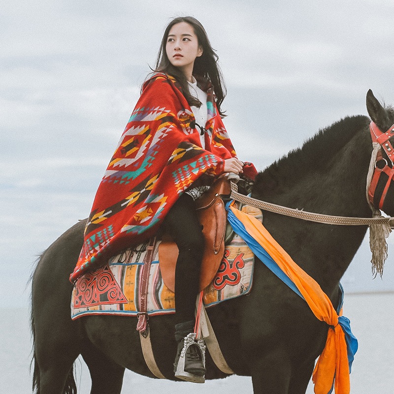 Xizang Qinghai Lake Tourism Shawl Scarf Nepal Lijiang Ethnic Cloak Desert Photo Autumn and Winter Women's Cape