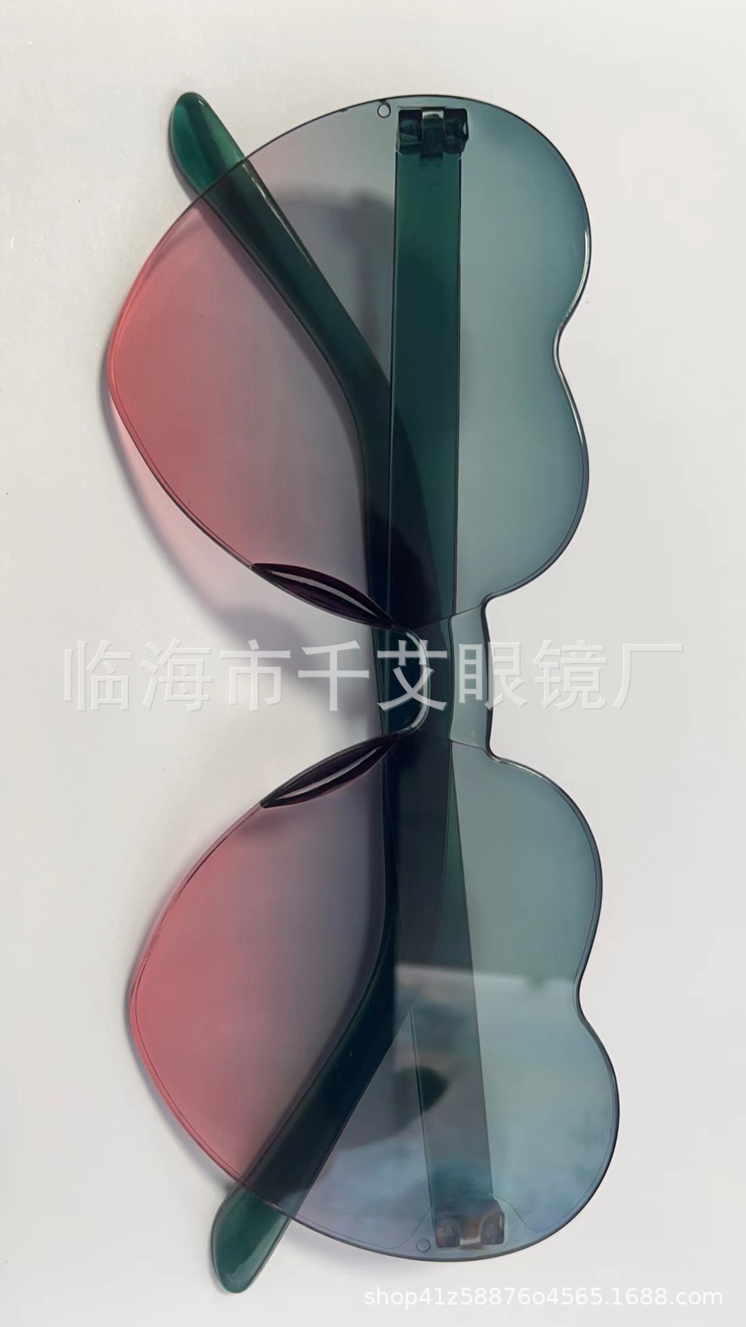 Picture of Heart Sunglasses, Heart Sunglasses, Jelly Color Rimless Heart-Shaped One-Piece Glasses, Dazzling Color Glasses