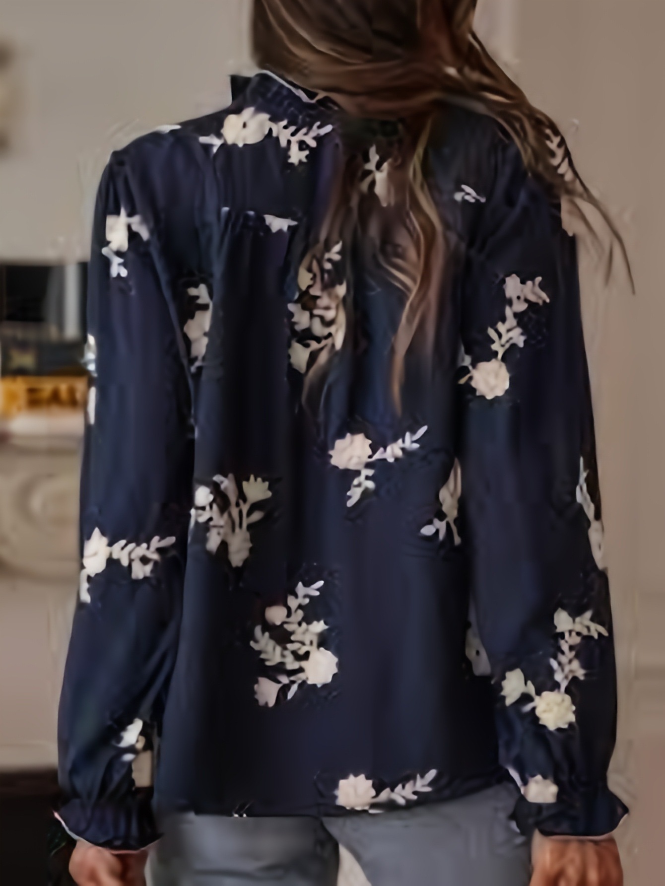 Picture of 2025 Autumn and Winter European and American Export Cross-Border Women's Clothing Amazon Popular Long-Sleeved Printed Tops Lapel Lantern Sleeve Shirts