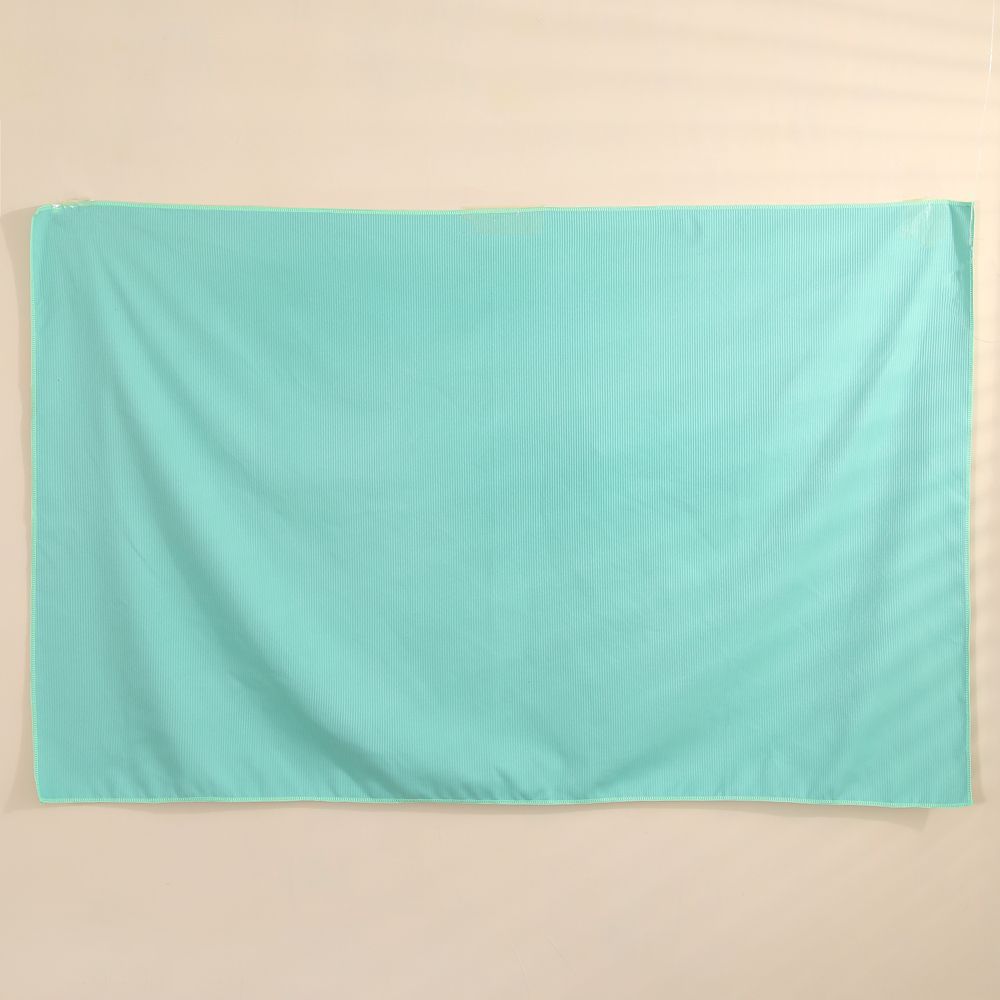 Picture of Quick-Drying Bath Towel for Men and Women Swimming Outdoor Sports Fitness Warm Portable Hot Spring with Snap Buttons Absorbent Beach Towel