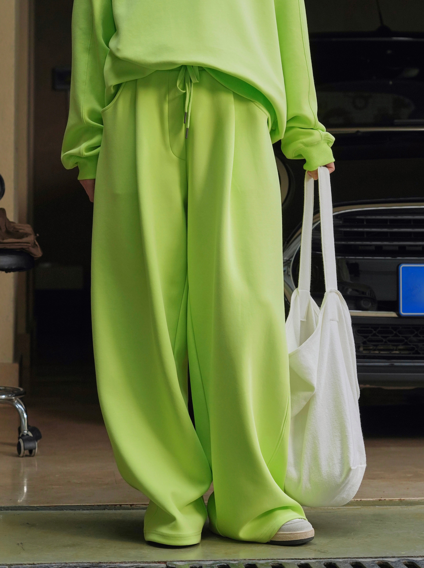 Picture of Lu Fu Spring New Korean Ins Casual Air Layer Sweatpants Loose Silhouette Wide Leg Slimming Look Sports Pants for Women