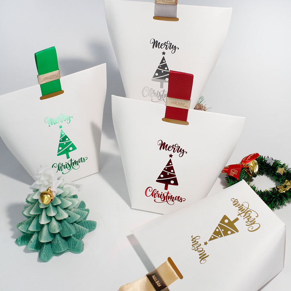 Cross-border e-commerce for Christmas gift packaging bags, exquisite Christmas tree patterns, selling well in European and American markets