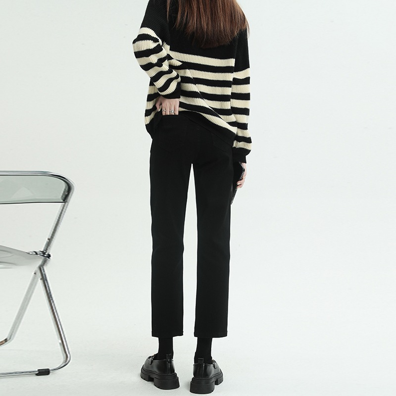 Picture of Black High Waist Short Straight Jeans Women's New Autumn and Winter Slim Look Tall Slim Fit Stretch Cropped Smoke Tube Pants