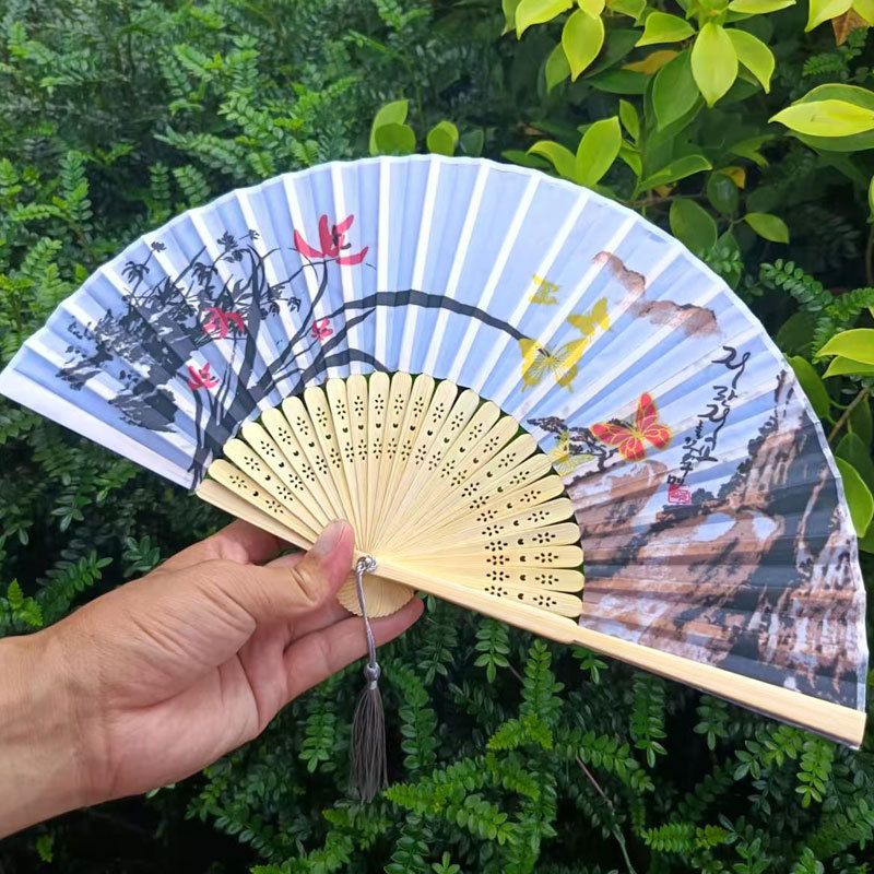 Picture of Folding Fan Bamboo Ancient Fan Student Girl Chinese Style Small Fan Scenic Spot Export Wholesale Retail Gift Decorative Fan