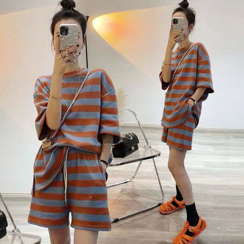 200kg plus size leisure sports suit women's summer Korean style new striped short sleeve T-shirt shorts two-piece 2024