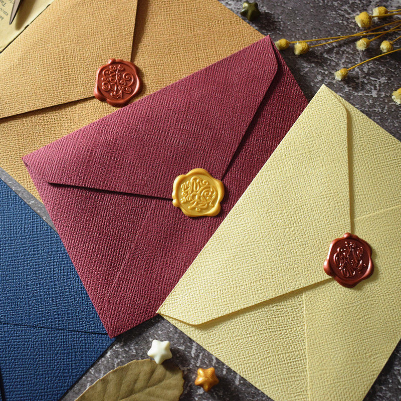 Picture of Linen Letter Paper Set, Retro Style Love Letter Invitation, High-End Business Invitation Postcard, Fire Paint Envelope Bag