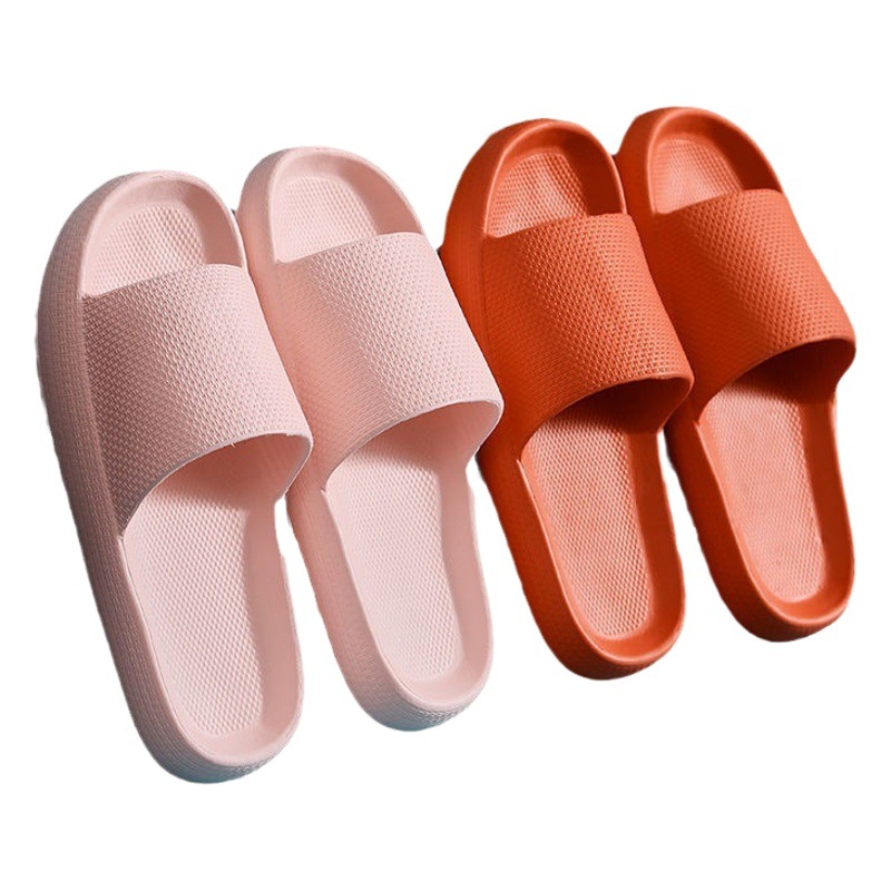 Men's Slippers That Feel Like Stepping on Poop, Suitable for Home and Outdoor Use, Trendy Men's Sandals with Thick Soles, Couple Slippers, Non-Slip and Wear-Resistant