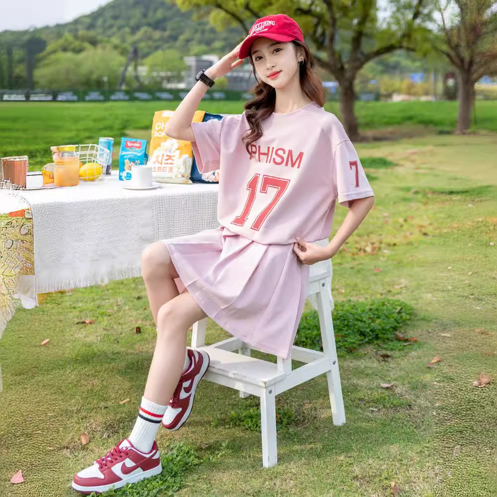 Picture of Girl's Sports suit 2024 New Summer Dress Big Boy Girl's Summer Western Style Korean Short Sleeve Pleated Skirt Two-piece Set