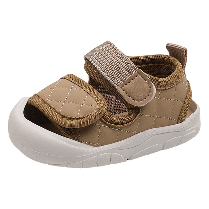 One-piece delivery baby sandals toddler shoes 2023 Summer soft bottom non-slip boys and girls Korean style baby beach shoes