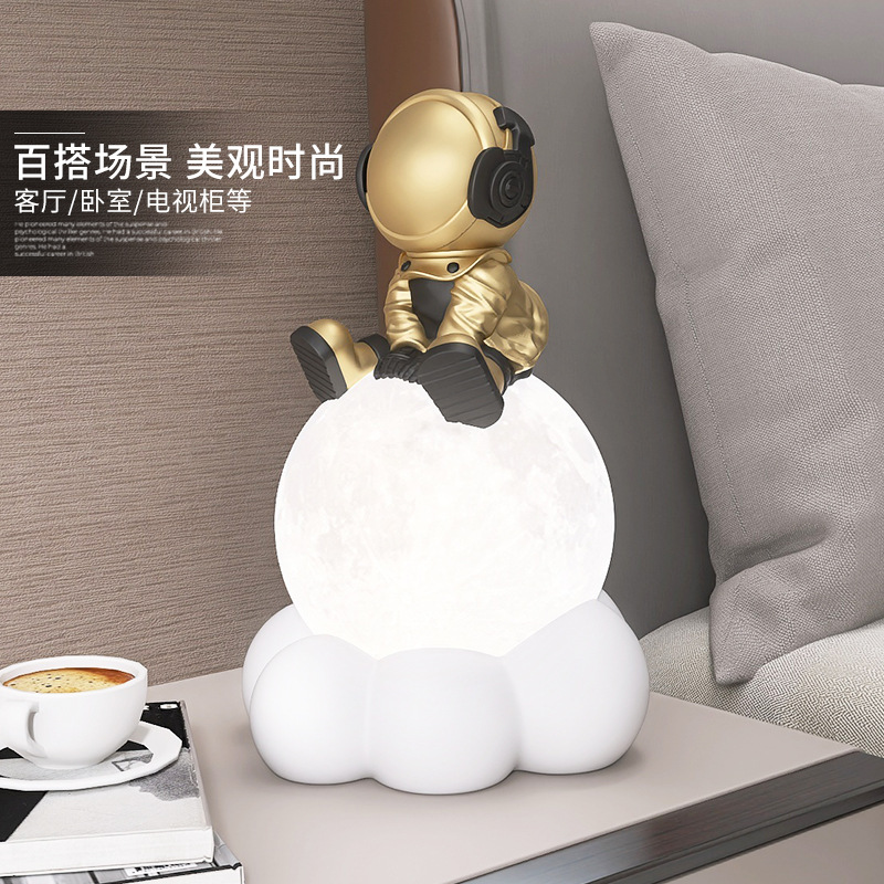 Astronaut Nightlight Ornaments Home Accessories Living Room Bedroom Bedside Lamp Children's Room Birthday Gift Housewarming