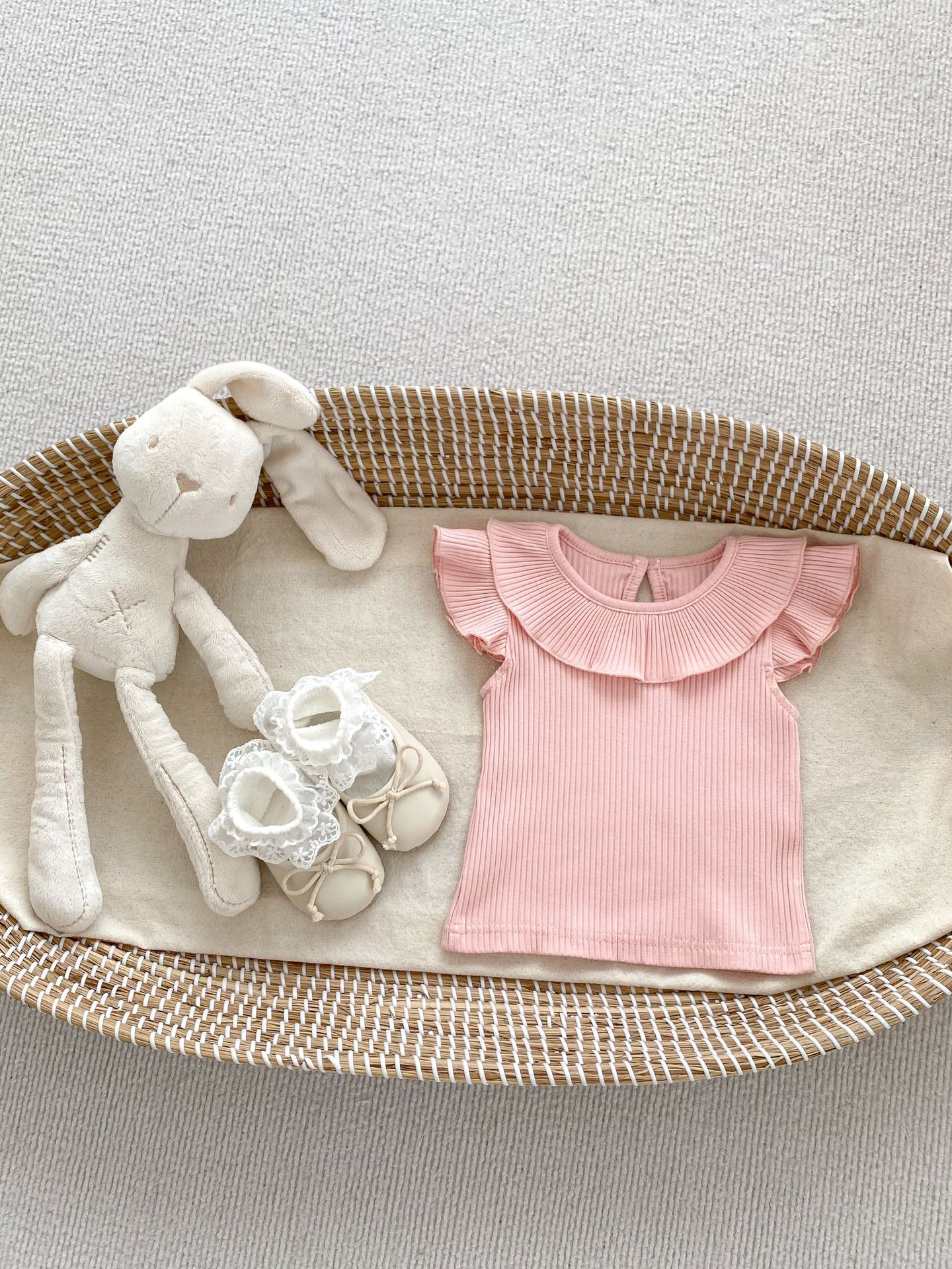 Picture of Ins Summer Thin Pants for Infants and Young Children Pure Color Baby Versatile Flower Bud Bloomers Casual Simple Shorts
