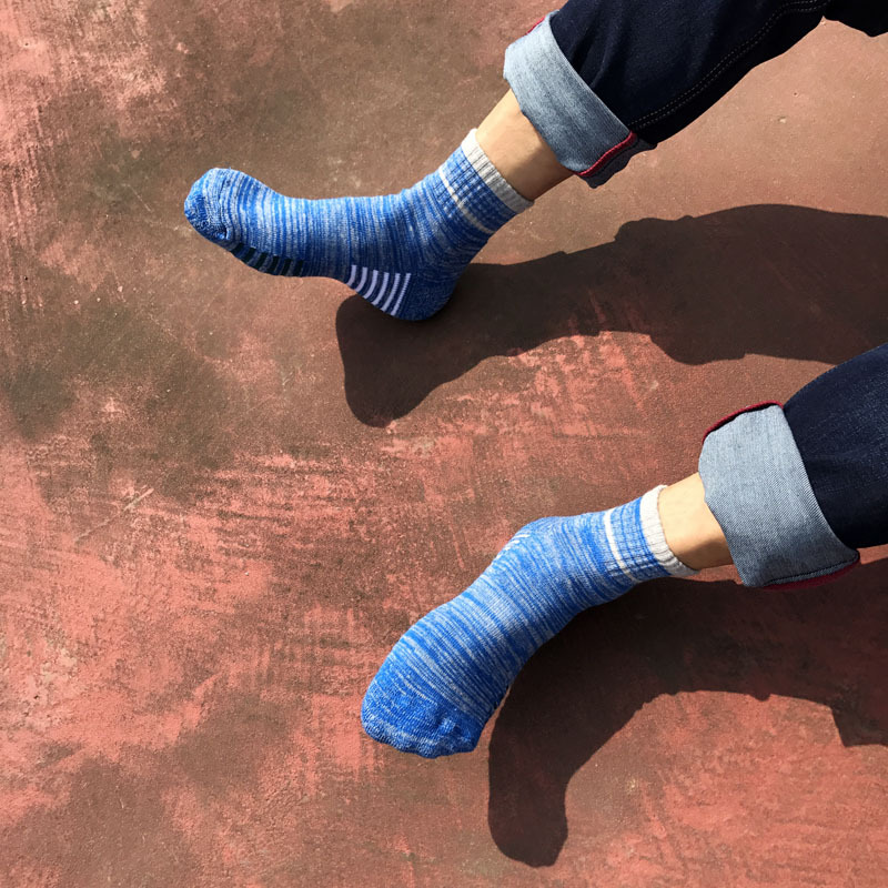 Picture of New socks men's autumn and winter mid-calf men's socks sole brushed thickened winter sports socks basketball socks one-piece delivery