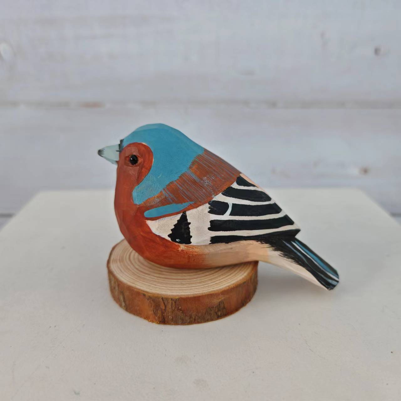 Picture of Bird Wood Carved Ornaments Cute Children's Toys Birthday Gift Hand Carved Colored Healing Desktop Ornaments Animals