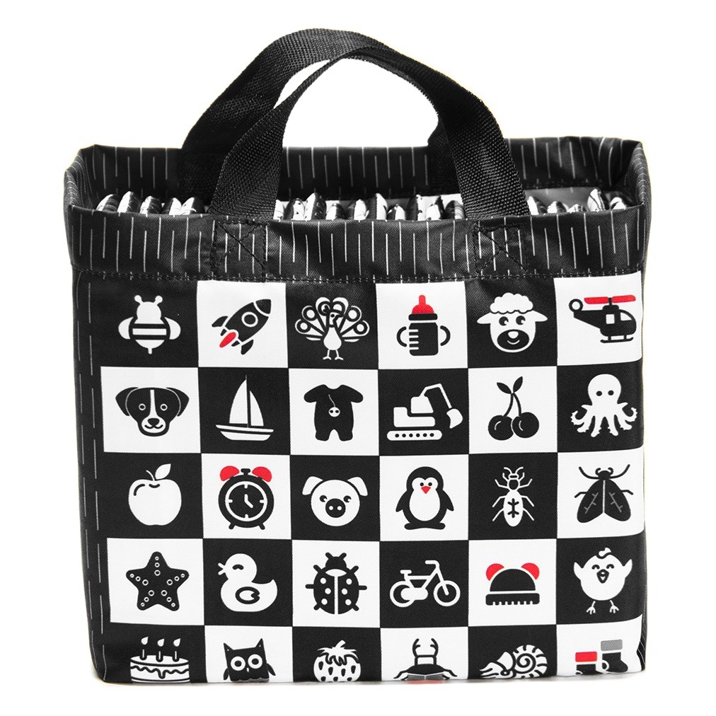 Amazon Toys hot selling baby early education black and white card portable suit cloth book Baby tear-proof visual book
