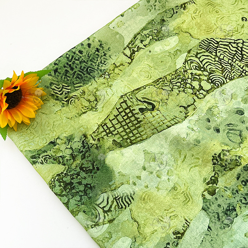 Cui ink interweaves new Chinese style digital printed fabrics, brocade cotton fabrics, cheongsam dresses, tops, and Hanfu fabrics