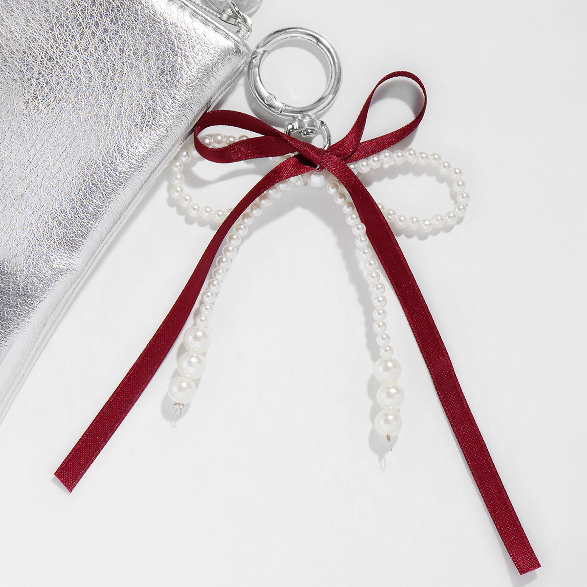 Cross-border Explosions Ins Sweet Cool Fashion Simple wine red Ribbon Imitation Pearl Bow Keychain Bag Pendant