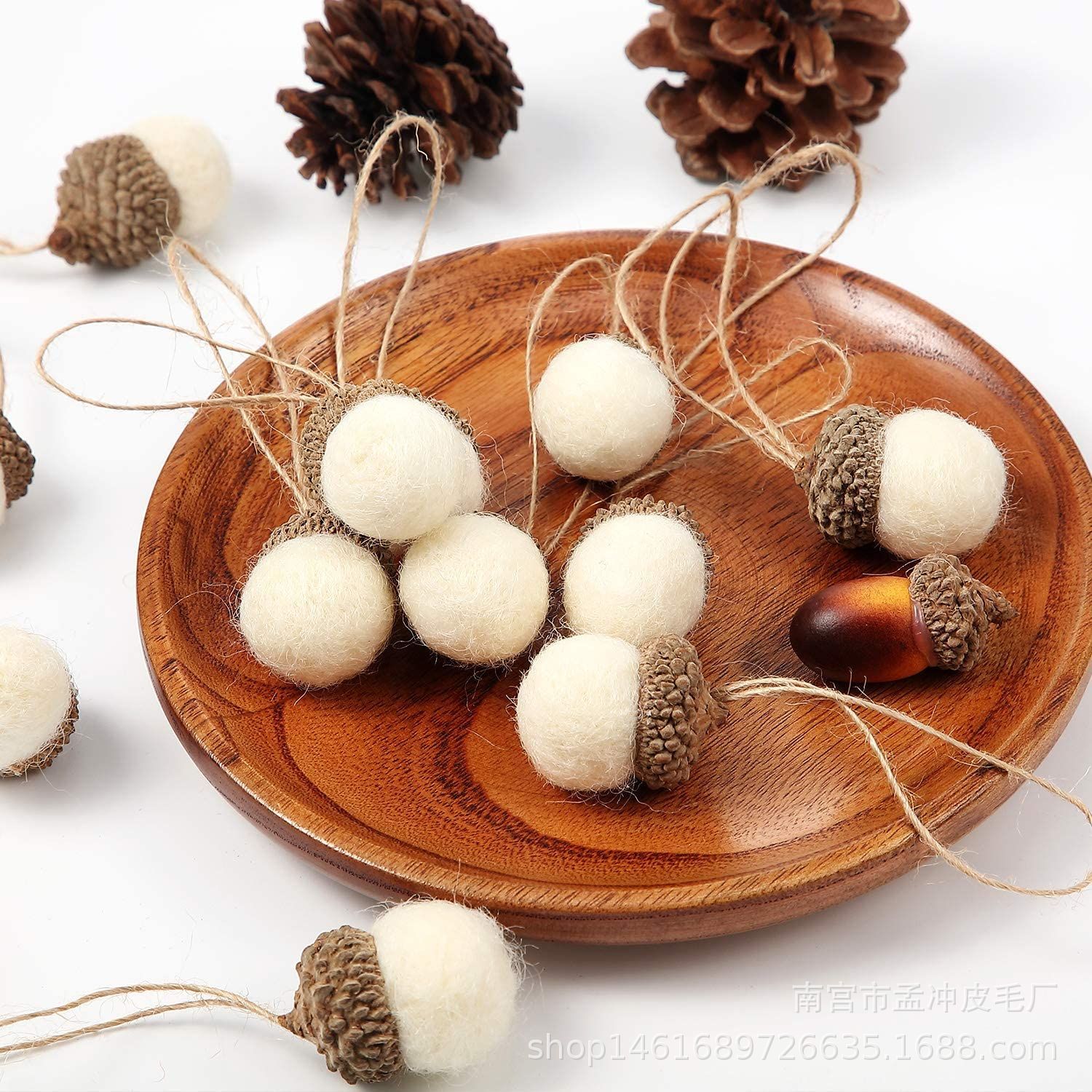 Picture of Cross-border wool felt Acorn ball Christmas ornaments handmade diy material scene layout Christmas tree pendant