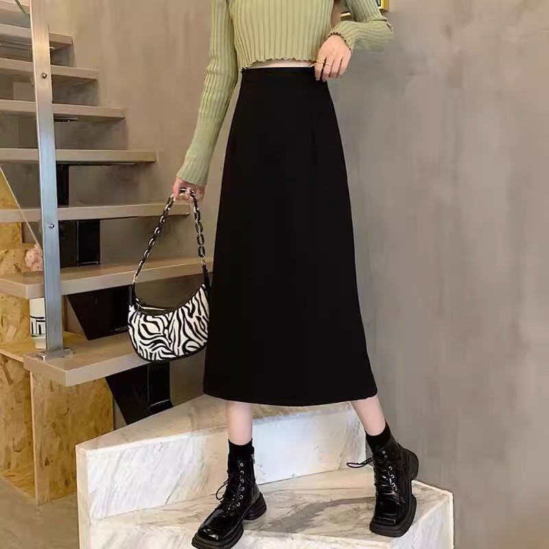 Black Skirt Women's Summer Long Skirt 2023 Autumn and Winter New Slimming Look Crotch-Covering High Waist Slit Hip-Covering A-Line Short Skirt