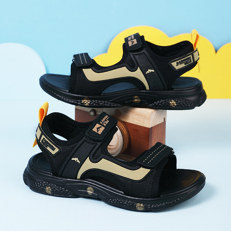 Boys Sandals 2025 New Summer Children's Soft Sole Non-slip Casual Sandals Mid-size Boys Sports Beach Shoes
