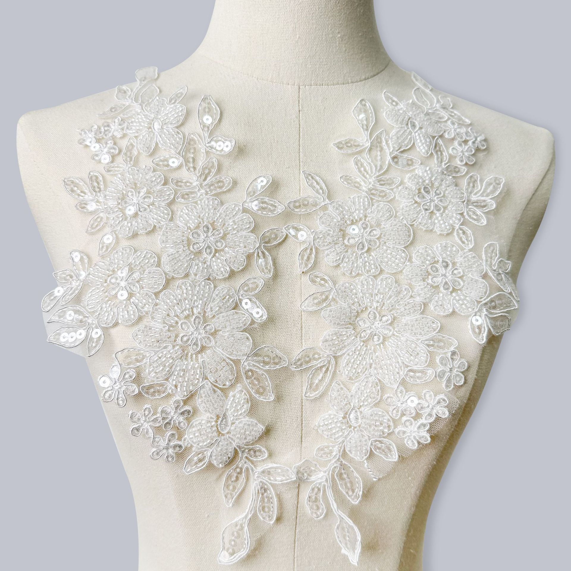 Picture of Cross-border European and American beaded sequined embroidered flower applique new luxury wedding dress decoration hand sewing accessories accessories