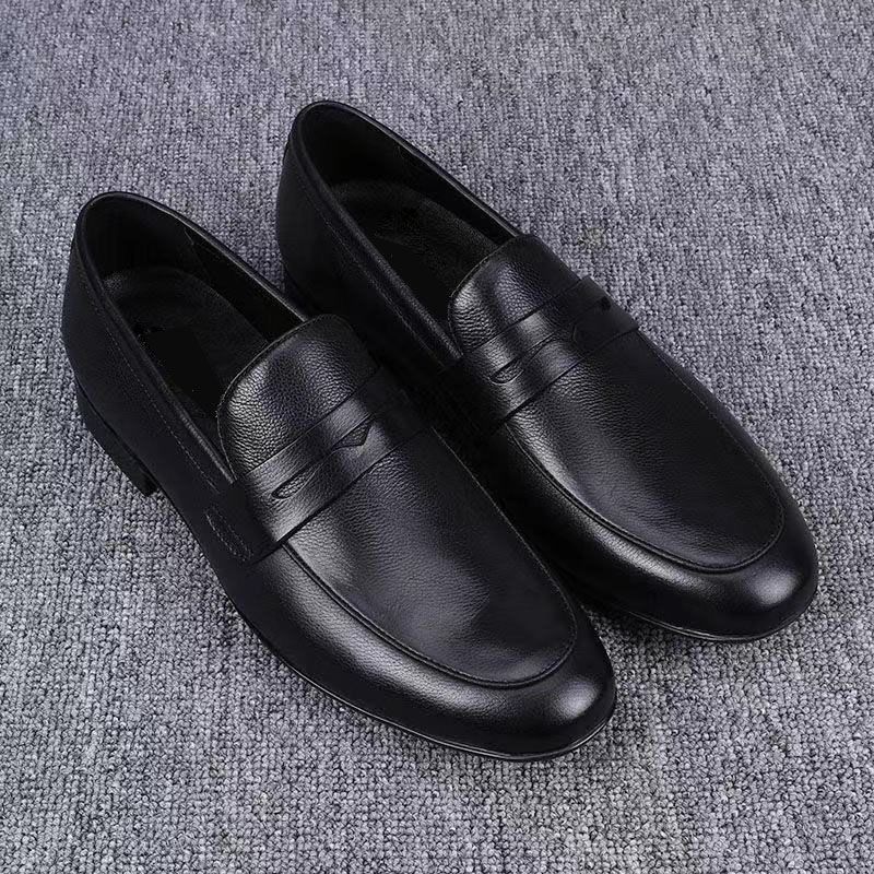 Casual leather shoes, 2025 new soft leather business men's small leather shoes, round toe and soft sole, casual youth bean toe men's leather shoes