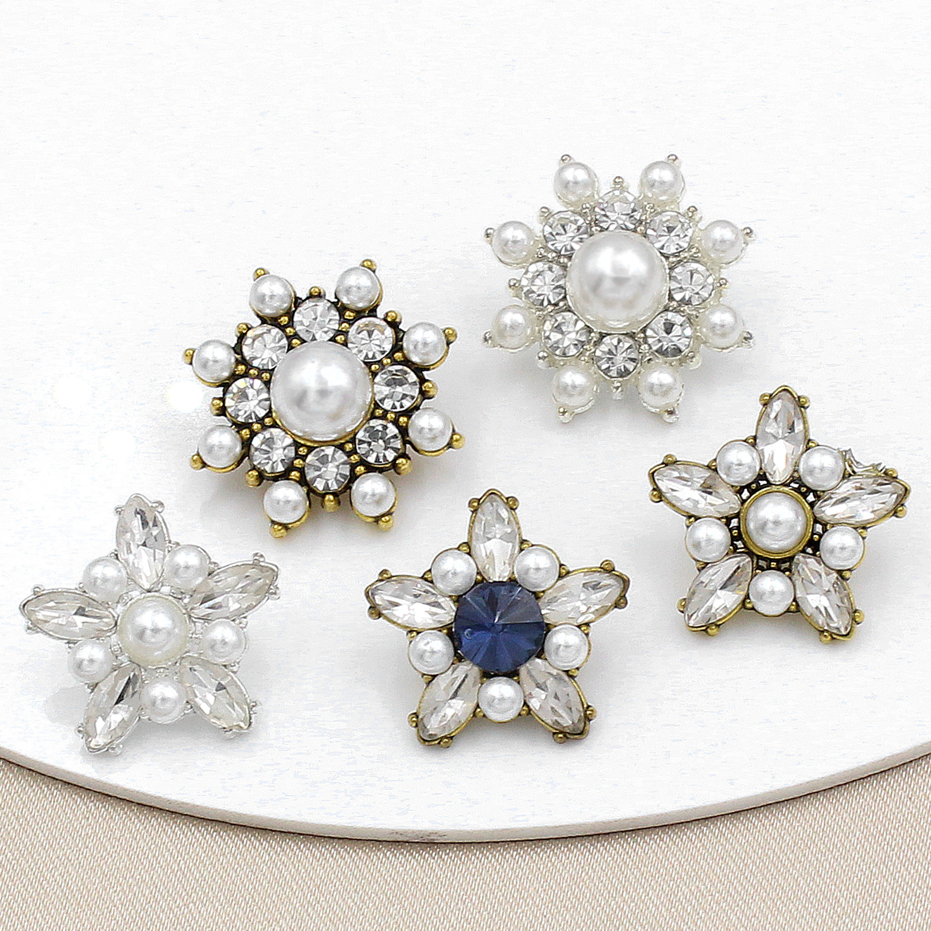 Five-Pointed Star-Shaped Metal Buttons with Pearl Crystal in Royal Blue, Unique Small Chanel-Style Clothing Accessories Metal Pearl Buttons