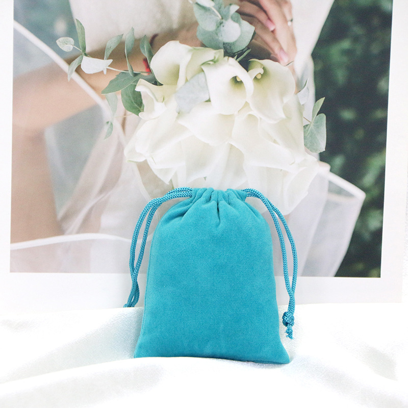 Picture of Velvet Bag Wholesale Drawstring Jewelry Bag Velvet Drawstring Jewelry Storage Bag Cloth Bag Gift Bag Simple Storage Bag