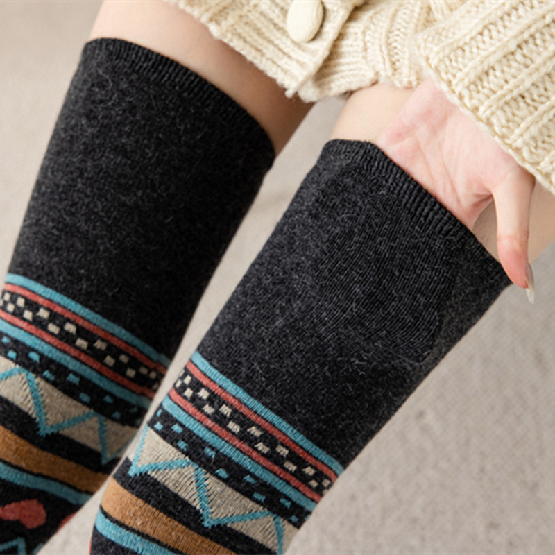 Picture of Factory wholesale Japanese women's knee pads warm long tube pile socks autumn and winter mixed rabbit wool long leg knee socks