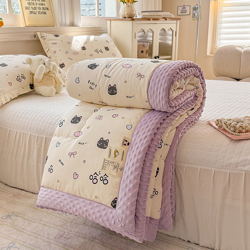Picture of Class A cotton pea quilt household skin-friendly single double spring and autumn quilt thickened warm winter quilt thin air conditioning quilt wholesale