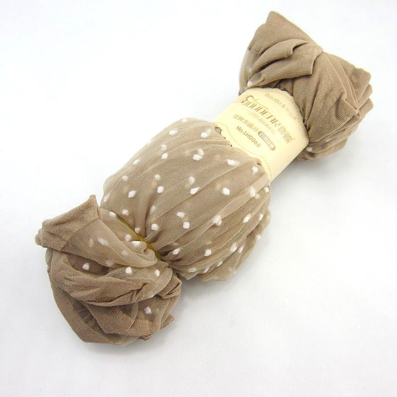 Picture of Zhuji factory wholesale stockings summer ultra-thin breathable crystal round short stockings stall market exchange socks