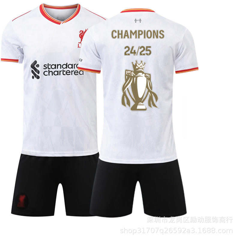 Picture of 2425 Club No. 11 Salah Gold Trophy Pattern New and Old Liverpool Winning Commemorative Edition Jersey suit