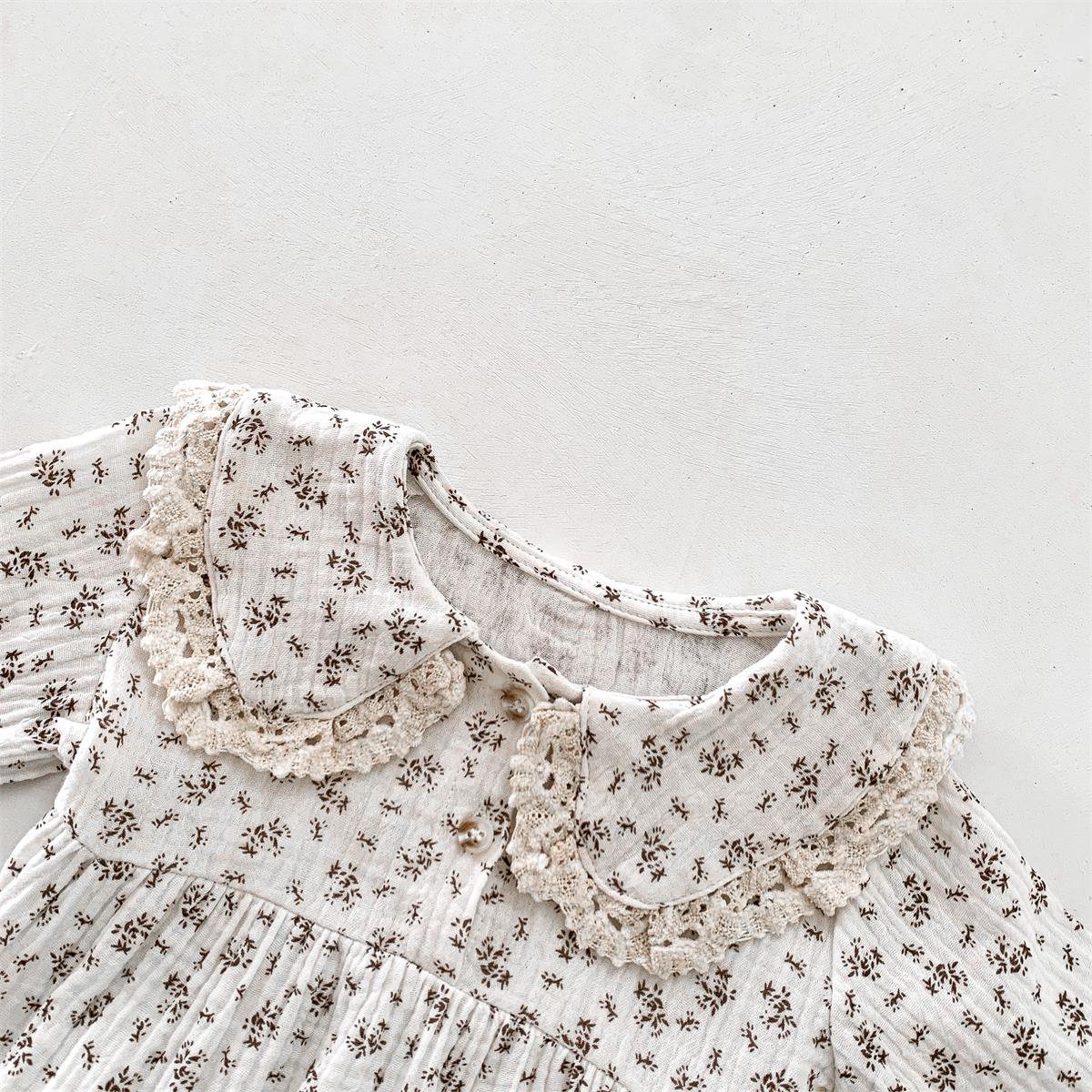 Picture of Baby Girl Spring & Fall Floral Long-Sleeved Fart Clothes Baby Fashionable Lace Edge Doll Collar Triangle Harem Outing Clothes